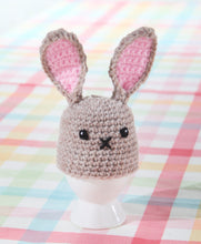 Load image into Gallery viewer, King Cole Springtime Crochet Book 1 - Spring & Easter Decorations