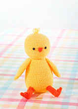 Load image into Gallery viewer, King Cole Springtime Crochet Book 1 - Spring & Easter Decorations