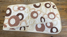 Load image into Gallery viewer, Beige & Brown Circle Pattern Quilted Cotton Double Oven Glove