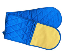 Load image into Gallery viewer, Plain Quilted Cotton Double Oven Glove with Contrast Hand (6 Colours)