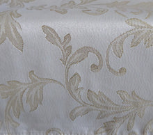 Load image into Gallery viewer, Christmas Metallic Jacquard Table Runners