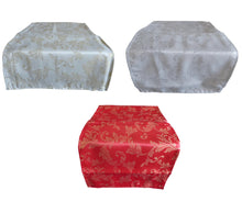 Load image into Gallery viewer, Christmas Metallic Jacquard Table Runners