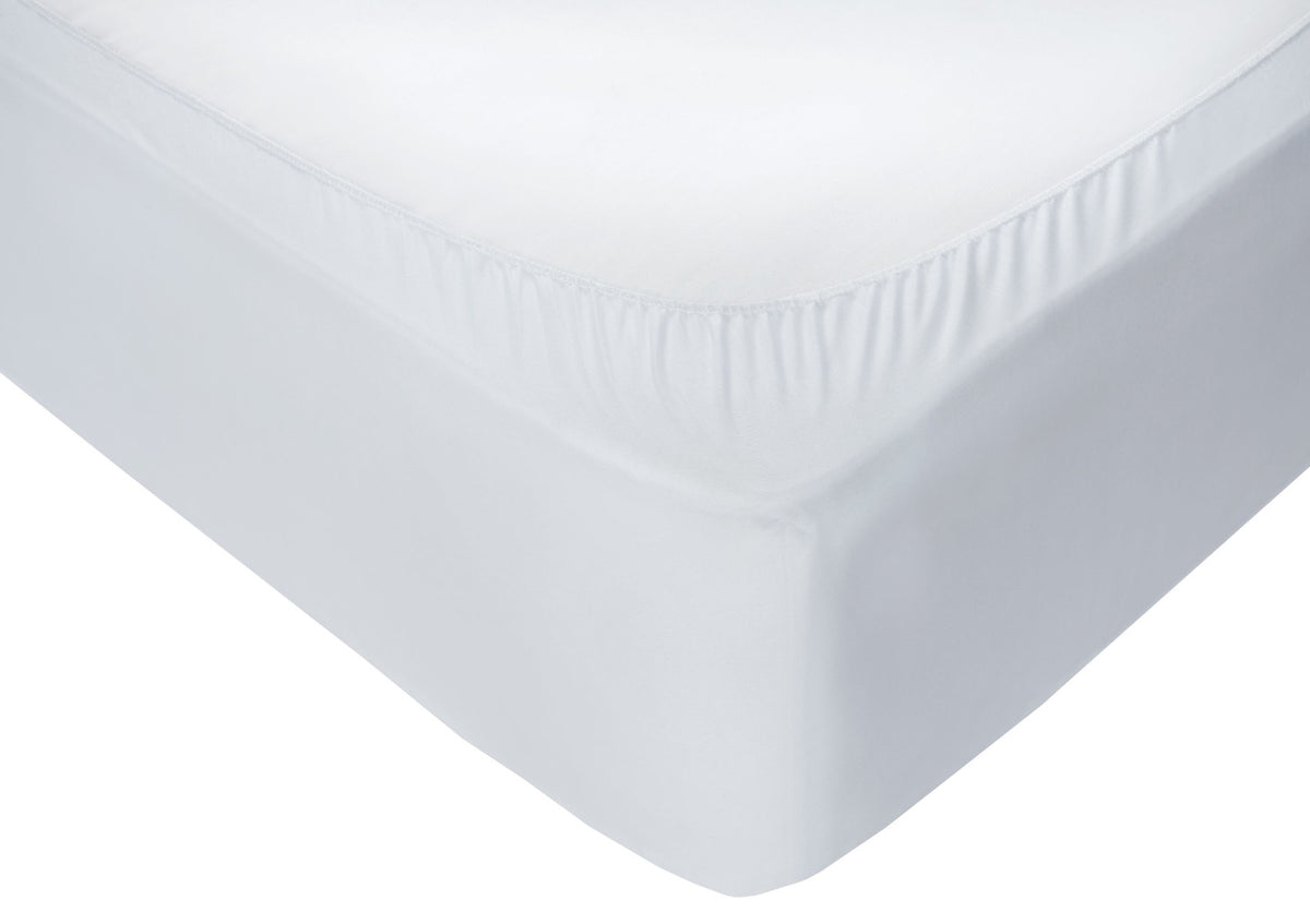 Quilted Extra Deep Fitted Mattress Protector White (Various Sizes