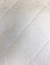 Load image into Gallery viewer, Quilted Mattress Protector 8" Deep (3ft Single)