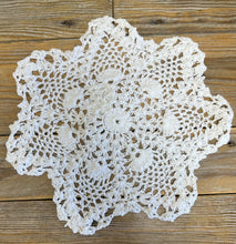 Load image into Gallery viewer, White Snowflake Crochet Doilies - Pack of 6 (10")