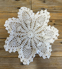 Load image into Gallery viewer, White Snowflake Crochet Doilies - Pack of 6 (10")