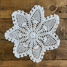 Load image into Gallery viewer, White Snowflake Crochet Doilies - Pack of 6 (10")