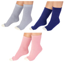 Load image into Gallery viewer, https://images.esellerpro.com/2278/I/226/537/BS183-slenderella-ladies-waffle-knit-bed-socks-group-image.jpg