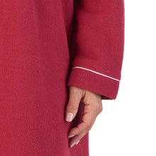 Load image into Gallery viewer, https://images.esellerpro.com/2278/I/164/991/HC2326-slenderella-ladies-boucle-fleece-button-dressing-gown-raspberry-close-up-2.jpg