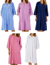 Load image into Gallery viewer, https://images.esellerpro.com/2278/I/177/211/HC3306-slenderella-ladies-womens-floral-embossed-zip-robe-group-image.jpg