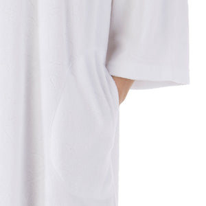 https://images.esellerpro.com/2278/I/177/211/HC3306-slenderella-ladies-womens-floral-embossed-zip-robe-white-close-up-2.jpg