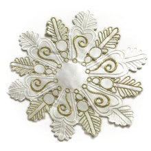 Load image into Gallery viewer, Snowflake Design Festive 8&quot; Doilies (4 Colours)