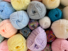 Load image into Gallery viewer, 4 Ply Yarn Mystery Box Bundle 1KG – 5KG