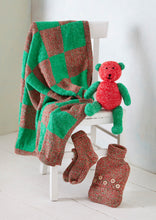 Load image into Gallery viewer, King Cole Double Knitting Pattern - Christmas Accessories (6138)