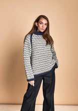 Load image into Gallery viewer, Wendy Aran Knitting Pattern - Unisex Fairisle Sweater (6163)