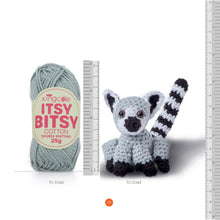 Load image into Gallery viewer, King Cole Itsy Bitsy Crochet Pattern Book – A Day in the Jungle