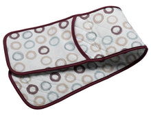 Load image into Gallery viewer, Circles Pattern Quilted Cotton Double Oven Glove (2 Colours)