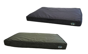 Gor Pets Outdoor Water Resistant Lounger (Medium)