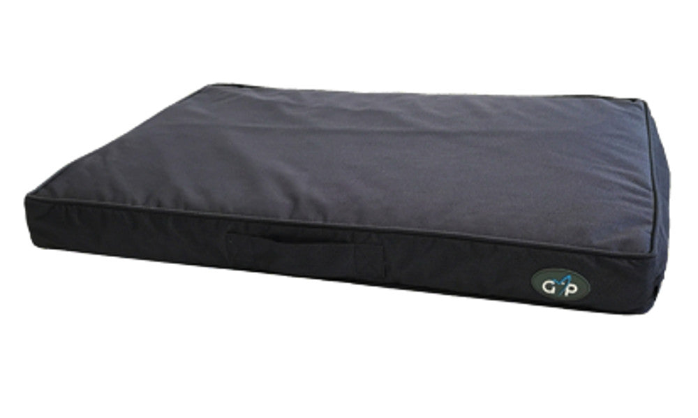 Gor Pets Outdoor Water Resistant Lounger (Medium)