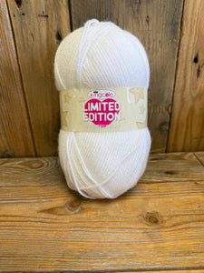King Cole Big Value 'Limited Edition' 100% Recycled DK Yarn White (Shade 4730)