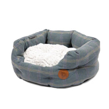 Load image into Gallery viewer, Petface Heather Tweed Oval Bed with Faux Fur Cushion (3 Sizes)