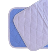 Load image into Gallery viewer, Contrast Quilted Kitchen Dining Table Protector 4 Pack of Placemats 38cm x 28cm (Purple &amp; Lilac)