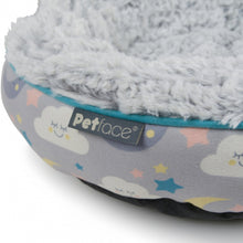 Load image into Gallery viewer, https://images.esellerpro.com/2278/I/126/842/40018-little-petface-donut-pet-bed-3.jpg