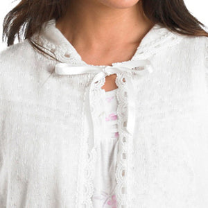 https://images.esellerpro.com/2278/I/124/279/BJ07602-slenderella-ladies-lace-effect-bed-jacket-peter-pan-collar-ribbon-tie-cream-close-up-1.jpg