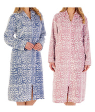 Load image into Gallery viewer, https://images.esellerpro.com/2278/I/223/673/HC02332-slenderella-ladies-damask-fleece-zip-dressing-gown-group-image.jpg