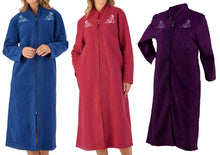 Load image into Gallery viewer, https://images.esellerpro.com/2278/I/165/086/HC2327-slenderella-ladies-zip-up-boucle-fleece-dressing-gown-group-image.jpg