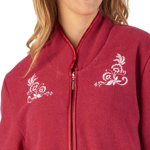 https://images.esellerpro.com/2278/I/165/086/HC2327-slenderella-ladies-zip-up-boucle-fleece-dressing-gown-raspberry-close-up-1.jpg