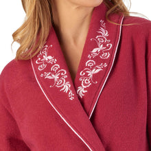 Load image into Gallery viewer, https://images.esellerpro.com/2278/I/165/181/HC2328-slenderella-boucle-fleece-wrap-dressing-gown-raspberry-close-up-1.jpg