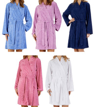 Load image into Gallery viewer, https://images.esellerpro.com/2278/I/217/064/HC3305-slenderella-embossed-floral-wrap-robe-group-image.jpg