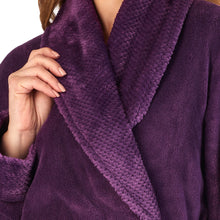 Load image into Gallery viewer, https://images.esellerpro.com/2278/I/182/714/HC4302-slenderella-ladies-shawl-collar-robe-dressing-gown-house-coat-plum-close-up-1.jpg
