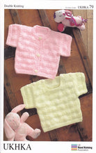 Load image into Gallery viewer, https://images.esellerpro.com/2278/I/791/30/baby-dk-double-knitting-pattern-short-sleeved-cardigan-jumper-sweater-ukhka79.jpg