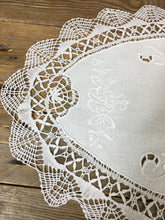 Load image into Gallery viewer, https://images.esellerpro.com/2278/I/189/150/cluny-lace-oval-traycloth-doily-white-close-up.JPG