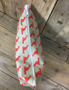 http://images.esellerpro.com/2278/I/191/143/fox-medium-zipped-bag-pouch-close-up-3.jpg