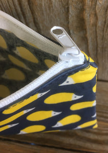 https://images.esellerpro.com/2278/I/191/148/hedgehog-zipped-purse-pouch-close-up-3.jpg