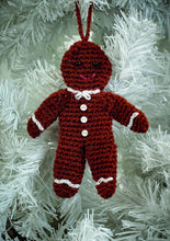 Load image into Gallery viewer, https://images.esellerpro.com/2278/I/119/105/king-cole-christmas-crochet-book-1-image-5.jpg