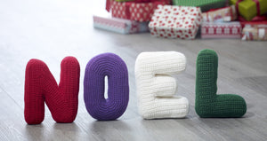 https://images.esellerpro.com/2278/I/159/923/king-cole-christmas-crochet-book-4-four-9.jpg
