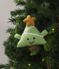 Load image into Gallery viewer, https://images.esellerpro.com/2278/I/141/294/king-cole-christmas-knits-book-5-image-7.jpg